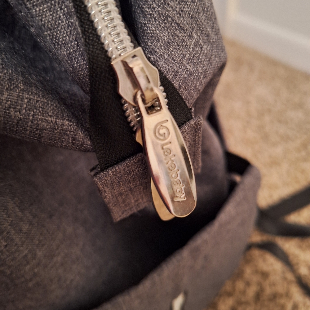 LEKEBABY Like New Diaper Backpack - Picture 4 of 9